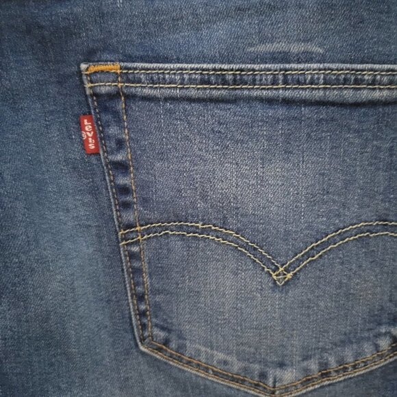 Levi's 505 Men's 36x30 Irregular Straight Leg Medium Wash Blue Denim Jeans - Picture 10 of 12